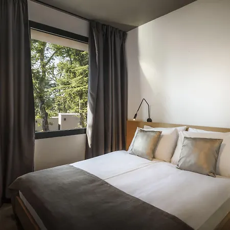 Aminess Younique Gaia *