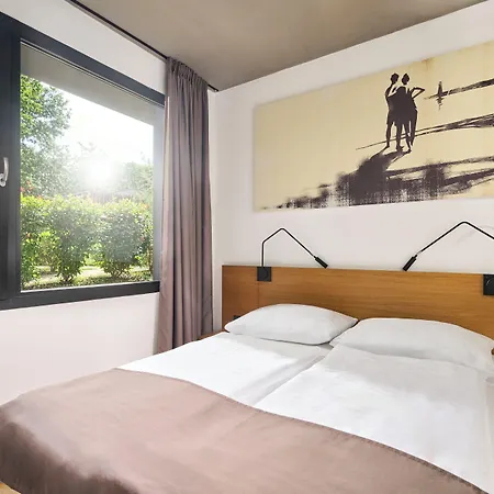 Aminess Younique Gaia Willa